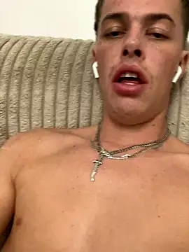 Bigflex1738 online show from 10-31-25, 06:53