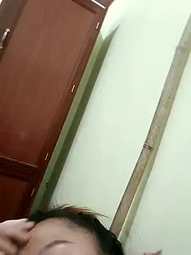 Snapshot of Ducky27021991 chatting on 10-14-25, 06:03 Ducky27021991 online show from 10-14-25, 06:03