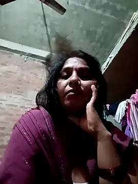 Snapshot of Puja_bhabhi_hot chatting on 10-08-25, 04:54 Puja bhabhi hot online show from 10-08-25, 04:54