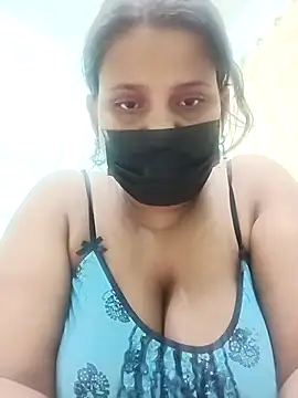 Snapshot of Puja_bhabhi_hot chatting on 12-15-25, 02:27 Puja bhabhi hot online show from 12-15-25, 02:27