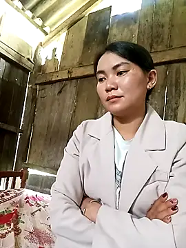 Snapshot of kun-love chatting on 10-19-25, 04:13 kun-love online show from 10-19-25, 04:13