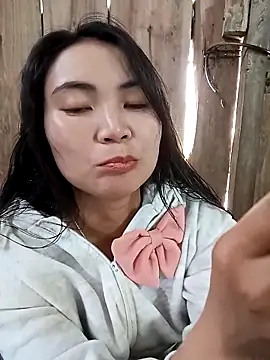 Snapshot of kun-love chatting on 10-30-25, 02:46 kun-love online show from 10-30-25, 02:46