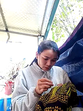 Snapshot of kun-love chatting on 12-22-25, 02:08 kun-love online show from 12-22-25, 02:08