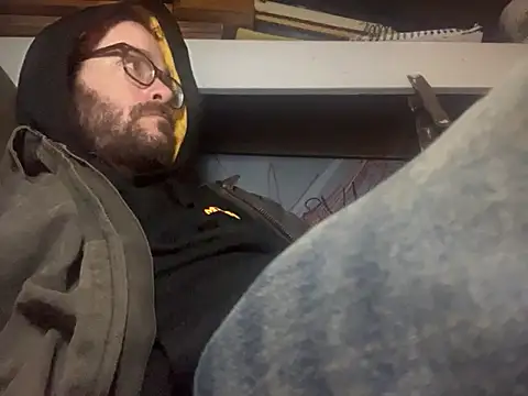 LumpaCoal online show from 03-12-26, 06:41