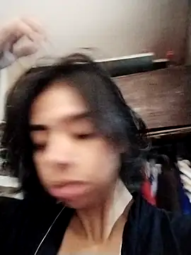 Lollysmile26 online show from 11-24-25, 05:40