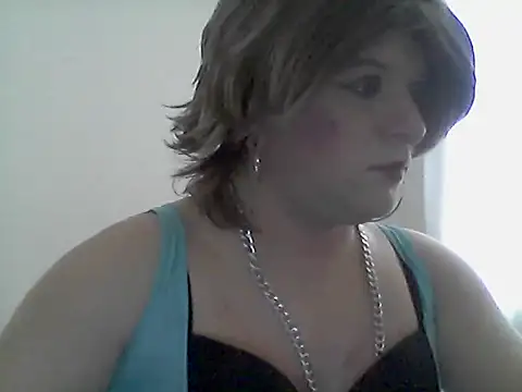 Snapshot of seinerenehot chatting on 03-15-26, 11:49 seinerenehot online show from 03-15-26, 11:49