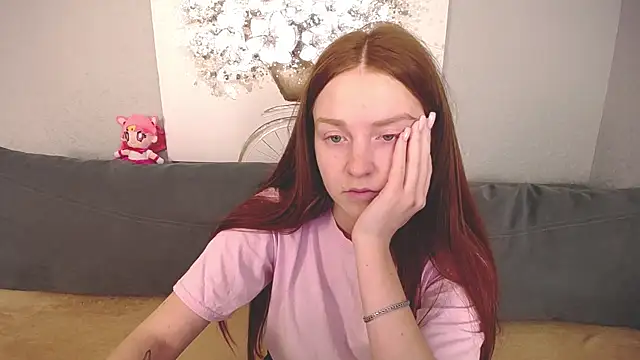 Evarey  online show from 10-18-25, 11:11