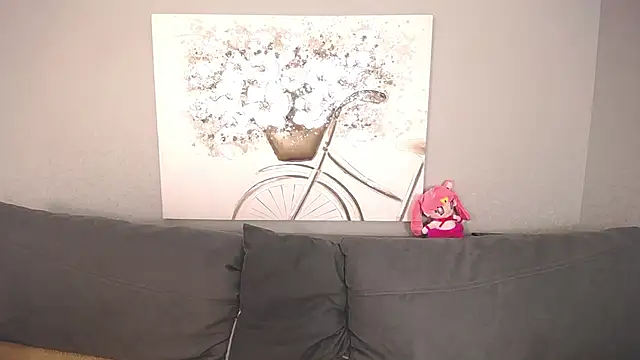 Evarey  online show from 11-04-25, 05:39