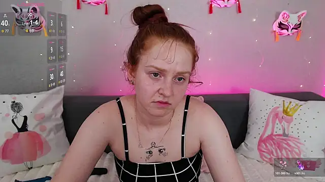 Snapshot of Evarey_ chatting on 06-23-26, 05:16 Evarey online show from 06-23-26, 05:16