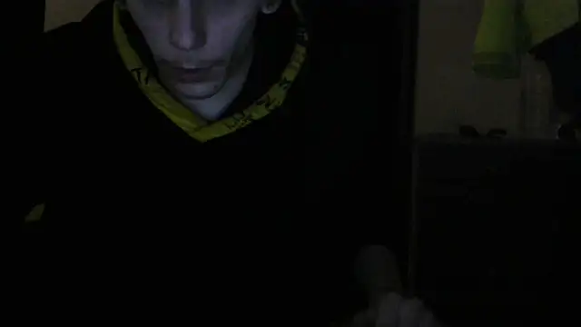 Snapshot of MakabulaAndrey chatting on 03-05-26, 06:04 MakabulaAndrey online show from 03-05-26, 06:04