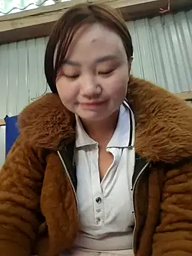 Snapshot of pi-pi-00 chatting on 11-25-25, 04:56 pi-pi-00 online show from 11-25-25, 04:56