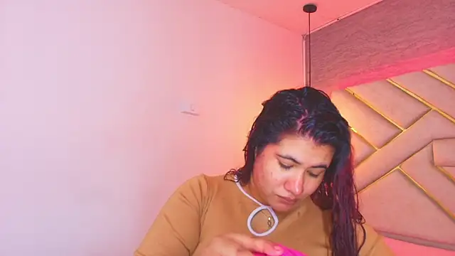 Addyy 02 online show from 10-31-25, 11:33