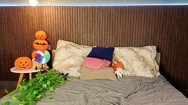 kitsun ne online show from 11-04-25, 08:30