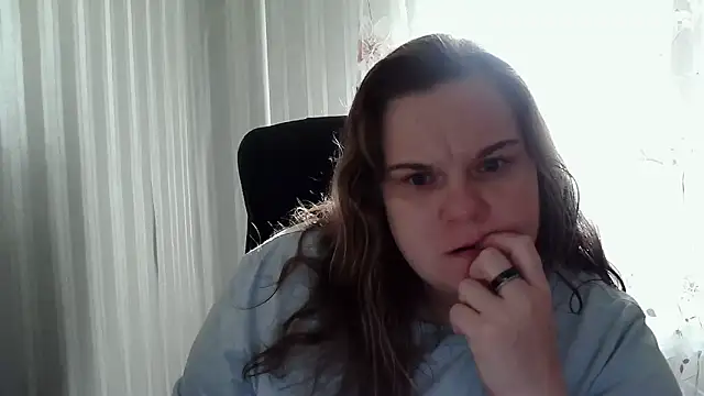Snapshot of XLisaBlueXs_ chatting on 10-12-25, 06:56 XLisaBlueXs online show from 10-12-25, 06:56