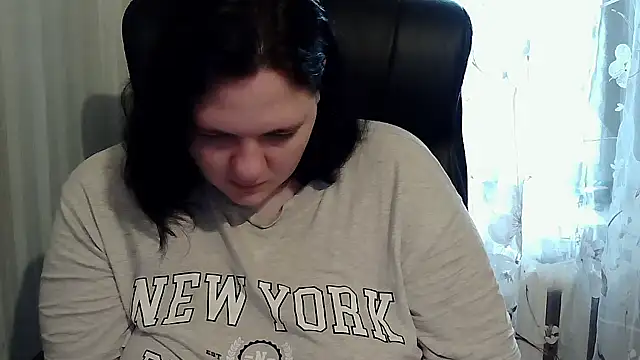 Snapshot of XLisaBlueXs_ chatting on 10-13-25, 11:21 XLisaBlueXs online show from 10-13-25, 11:21