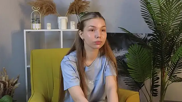 HanneloreTondreau online show from 10-10-25, 07:07