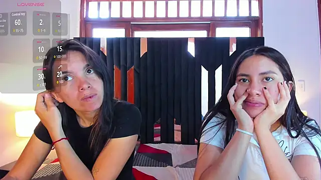 Sofy and Mia online show from 10-28-25, 12:30