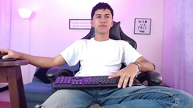 Alancum7 online show from 06-29-26, 01:11