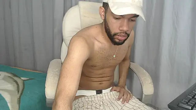 andresnoir  online show from 10-17-25, 02:30