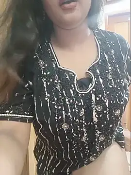 Beauty Queen Soniya online show from 06-16-26, 02:47