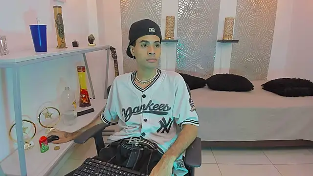 JacobBlackwell  online show from 11-14-25, 12:20