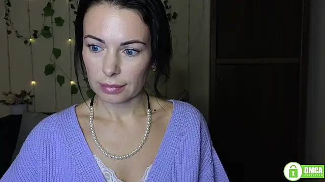 Snapshot of Rita_lovvylyou chatting on 10-14-25, 11:22 Rita lovvylyou online show from 10-14-25, 11:22