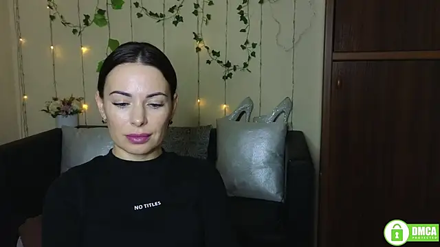 Snapshot of Rita_lovvylyou chatting on 10-22-25, 11:32 Rita lovvylyou online show from 10-22-25, 11:32