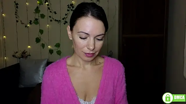 Snapshot of Rita_lovvylyou chatting on 10-25-25, 11:29 Rita lovvylyou online show from 10-25-25, 11:29