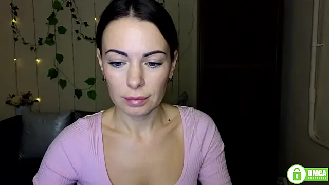 Snapshot of Rita_lovvylyou chatting on 11-03-25, 06:25 Rita lovvylyou online show from 11-03-25, 06:25