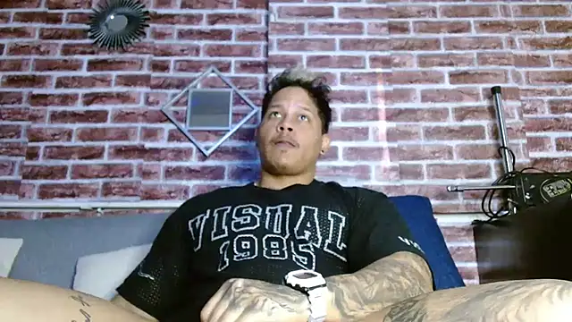 Snapshot of jordan_bigcock_ chatting on 05-09-26, 06:02 jordan bigcock online show from 05-09-26, 06:02
