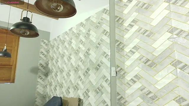 nairobi8 online show from 10-07-25, 03:42