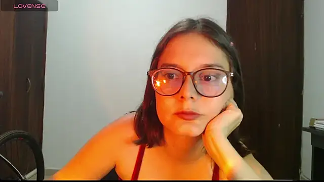 CarlaLorez online show from 10-15-25, 10:21