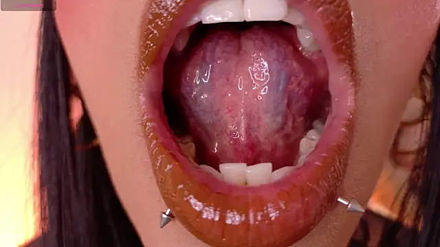 Nina fox 0691 online show from 07-15-26, 06:57