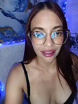 Snapshot of cerecita_anna chatting on 06-19-26, 10:46 cerecita anna online show from 06-19-26, 10:46
