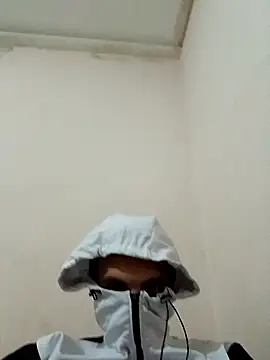 Snapshot of latarak321 chatting on 03-13-26, 09:10 latarak321 online show from 03-13-26, 09:10