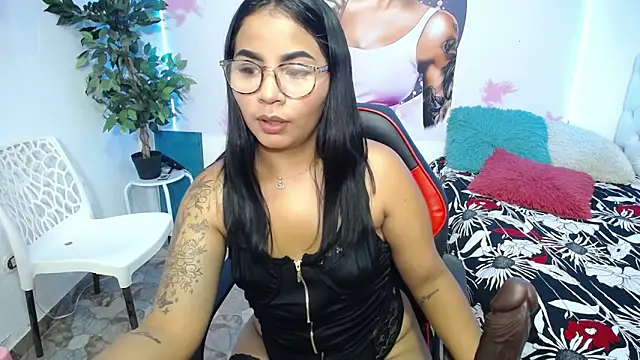 valery carter19 online show from 10-13-25, 03:50