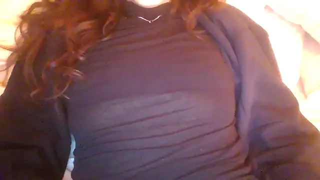 Snapshot of SuperValentina chatting on 02-22-26, 10:41 SuperValentina online show from 02-22-26, 10:41