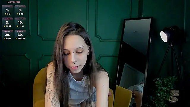 Amber  lust online show from 10-20-25, 01:44