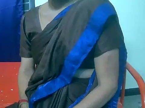 Snapshot of TNsexyaunty chatting on 10-11-25, 01:20 TNsexyaunty online show from 10-11-25, 01:20