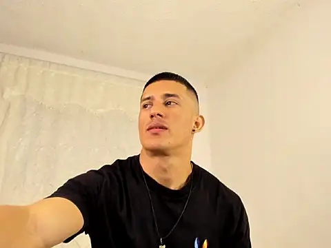 Muscle man07 online show from 11-26-25, 10:55
