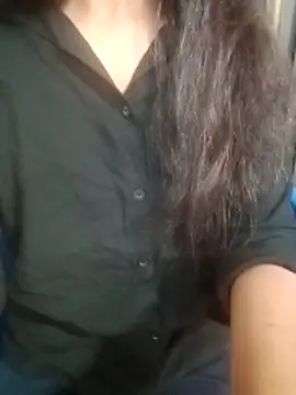 Mahi677 online show from 11-13-25, 04:44