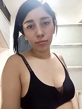 AbbyLewiis online show from 11-07-25, 06:08