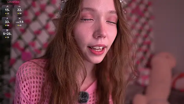 Petite Polly online show from 11-02-25, 06:10