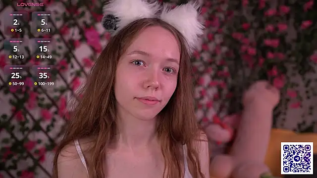 Petite Polly online show from 11-23-25, 06:08