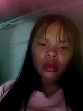 hello-cute online show from 10-11-25, 01:42