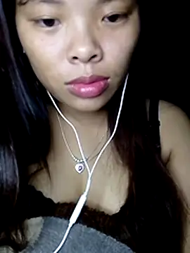 hello-cute online show from 10-26-25, 04:13