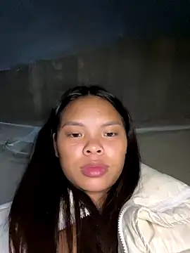 hello-cute online show from 11-19-25, 04:18