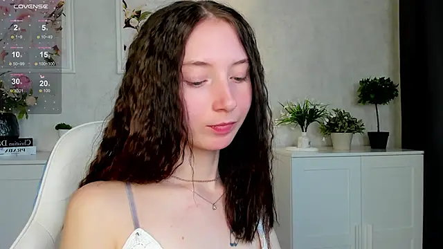 try love  online show from 10-18-25, 08:59