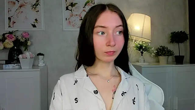 try love  online show from 10-19-25, 09:21