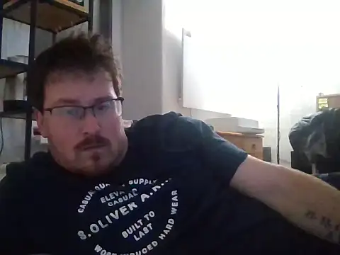 czechguy online show from 12-14-25, 04:34